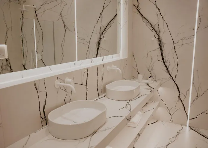 Tagoo Hills Aparthotel 4*