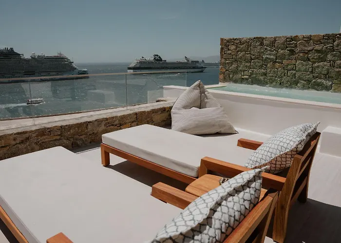 Tagoo Hills Aparthotel 4*