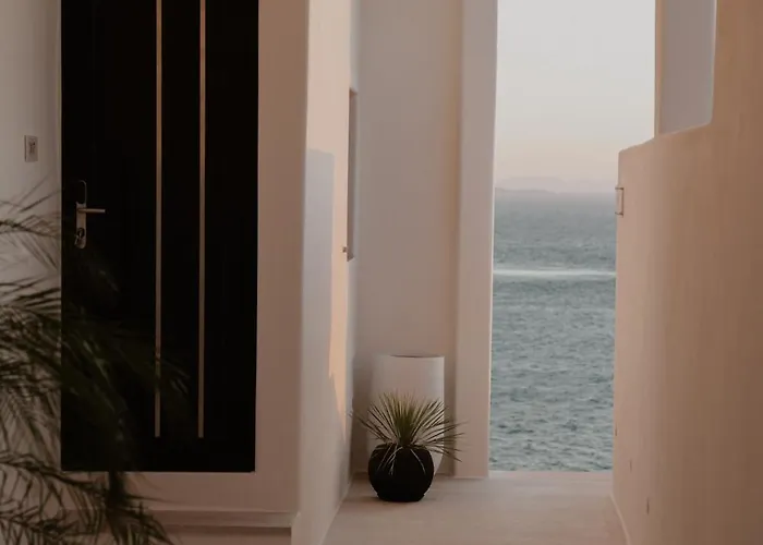 Tagoo Hills Mykonos Town